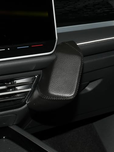 KUDA Soporte para teléfono móvil apto para VW Passat a partir de 2024 (B9) – Consola de teléfono para smartphones, teléfono móvil, navegador y más – Consola de piel sintética, negro, 4735