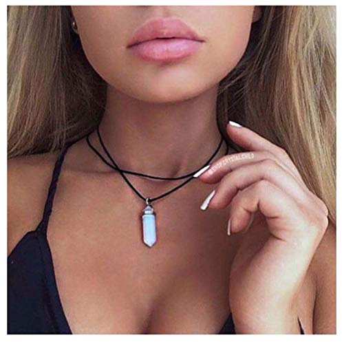 TseenYi Boho-Halskette mit sechseckigem Mondstein-Anhänger, schwarze geschichtete Wildleder-Halsketten, Choker, kurze schwarze Schnur, Gothic-Ketten, Schmuck für Frauen und Mädchen