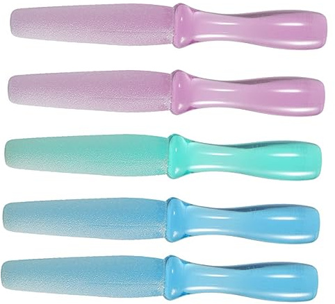 FRCOLOR 5pezzi Raspa per Piedi in Plastica Raspa per Pedicure Professionale per Rimuovere Calli e Duroni Adatta Donne Uomini e Anziani Strumento di Cura dei Piedi Casa Colore Casuale