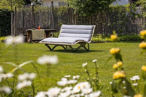 SCALANT Sonnenliege, Waldsofa - Anthrazit mit Premiumauflage und Schutzhülle 2-3 Personen I Außenliege, Himmelsliege, Wellnessliege, Relaxliege, Holzliege für den Garten, KTL beschichtet