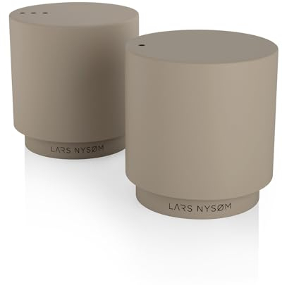 LARS NYSØM Salz und Pfefferstreuer-Set | Edelstahl Salzstreuer, Minimalistisches Design Gewürzstreuer, leicht nachfüllbar (Taupe Brown)