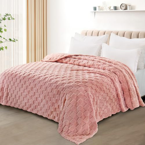Exclusivo Mezcla Kuscheldecke Fleece-Decke, Superweiche 3D Karierte Wohndecke, Flauschige Tagesdecke für alle Jahreszeiten, 220 x 240 cm, Rosa