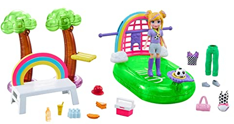 Polly Pocket Soccer Splash Pack mit 7,6 cm Polly-Puppe, Feld/Pool, Ballstartfunktion, Regenbogennetz, Ball und Mode-Accessoires, tolles Geschenk für Kinder ab 4 Jahren