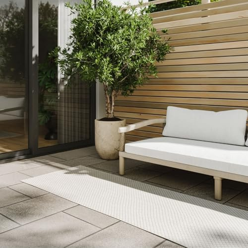 benuta Basic In- & Outdoor Teppich Lou - Weiß 70x200 cm - Wetterfest & UV-beständig - Multifunktional für Balkon, Terrasse, Garten - Küchenteppich & Wohnzimmerteppich - Pflegeleicht Robust