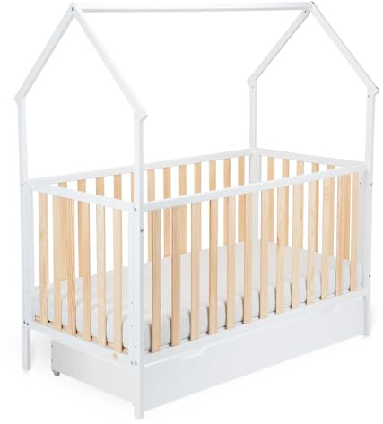FabiMax Schlafmütze 120x60, Babybett in Hausoptik, 3-Fach Höhenverstellbar, Umbaubar zum Juniorbett (Matratze Comfort/mit Schublade, weiß/Natur, 120x60 cm)