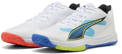PUMA Scarpe da Corte Unisex Accelerate Turbo 4 Game ON, Bianco-Rosso incandescente, Blu Ultra Blu, Taglia 39, Puma Bianco Rosso Brillante Ultra Blu, 40 EU