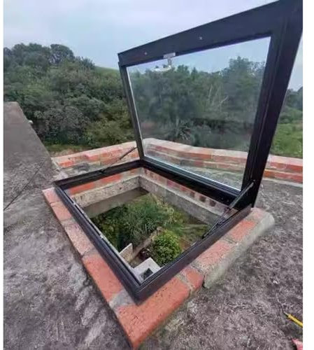 Dach Dachfenster Universal-Dachfenster und Oberlicht für Dachboden/Keller, Anpassbare Größe Aluminium-Legierung Skylight Deckel mit Zubehör, Kleine Dachluke für draußen(70x40cm/27.6x15.7inch)