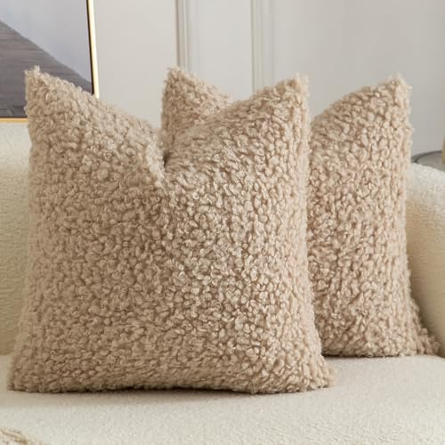 YAERTUN Pack of 2 Faux Fur Cushion Covers Decorative Sherpa Boucle Throw Pillow Covers Fuzzy Soft Sheepskin Fleece Pillowcases for Couch Sofa Bed Living Room 24x24 Inch 60x60cm Oatmeal