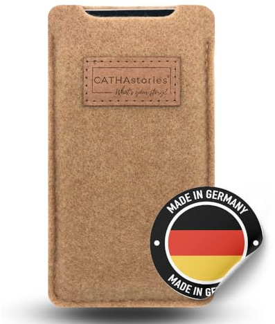 CATHAstories Handyhülle für iPhone 16, 15 Pro / 15, 14 Pro / 14, 13 Pro / 13, Hülle aus nachhaltigem Filz OHNE Backcase – Made in Germany – Farbe Sand