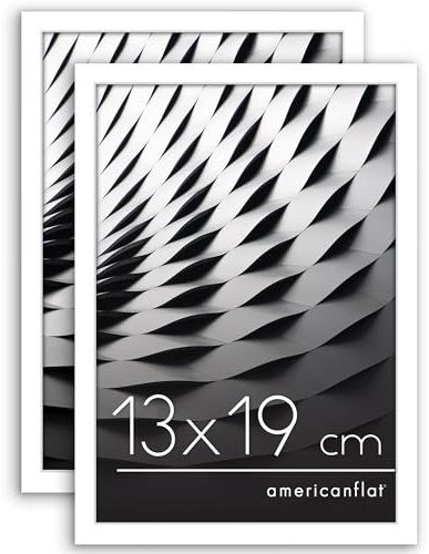 Americanflat Bilderrahmen 13x19 cm (2er Pack) - Bilderrahmen 19x13 cm mit bruchsicherer Scheibe - inklusive Ständer und integrierter Aufhängung für Hoch- und Querformat - Weiß