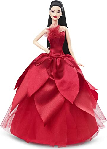 Barbie Signature 2022 Urlaubspuppe mit schwarzen Haaren, Sammelserie, inklusive Puppenst nder und ausstellbarer Verpackung