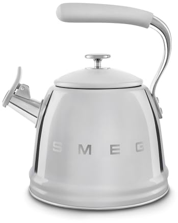Smeg, Bouilloire Sifflante WKF01SS, en Acier Inoxydable, Capacité 2,3 L, Couvercle Amovible et Bec Doseur, Compatible avec Induction, Chrome
