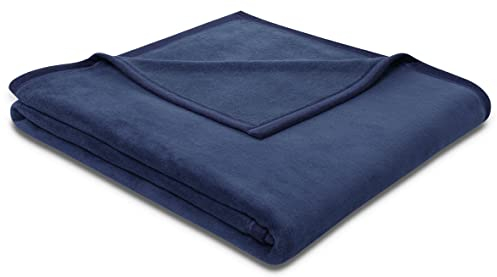 biederlack® Flauschige Kuscheldecke Pure Cotton I Made in Germany I Öko-Tex Made in Green I Wohndecke aus 100% Baumwolle in Dunkelblau I Couch-Decke 150x200 cm | nachhaltig produzierte Sofadecke