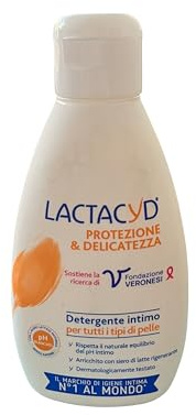 TWO PACKS of Lactacyd Femina Daily Protective Wash 200ml