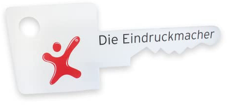 Übergabeschlüssel, symbolischer eckiger Zylinderschlüssel, auf 3 mm stabiler Hohlkammerplatte weiß, personalisiert mit Logo und Text bedruckt