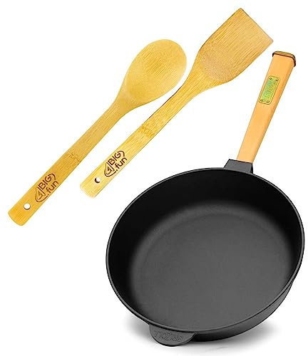 Gusseisenpfanne 28 cm BRIZOLL Universalpfanne Bratpfanne (tief) aus Gusseisen mit Holzgriff, Pfannenwender und Kochlöffel Schmorpfanne für Gasgrill, Backofen und alle Herdarten inkl. Induktion