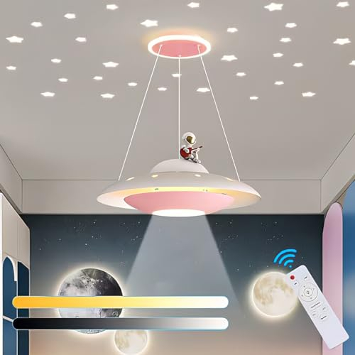 KZT LED Kinder Deckenlampe Dimmbar Deckenleuchte mit Fernbedienung 36W Hängelampe Kinderzimmer Astronaut Planet Lampe Höhenverstellbar Pendellampe für Junge Mädche Schlafzimmer Kindergarten (B)