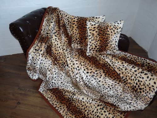 Natur-Fell-Shop 3tlg. Set Kuscheldecke Tagesdecke Leopard Modell II 160x200cm + 2 Kissen 40x40cm