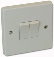 CRABTREE 4172 10AX 2 Gang 2 Way SP Light Switch, White