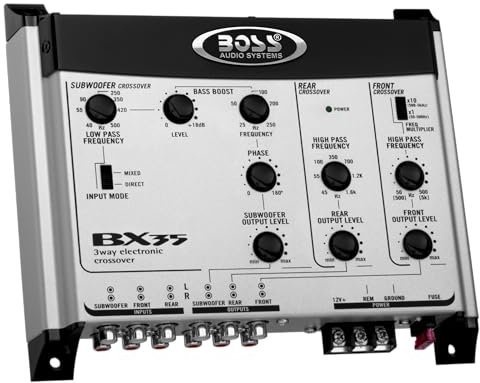 BOSS Audio BX35 - Crossover elettronico pre-amplificatore a 3 vie con telecomando per subwoofer di BOSS Audio
