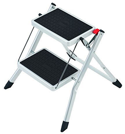 Hailo 4310001 Klapptritt schwarz, weiß Leiter Stufen-Stehleiter (58 cm, 150 kg)