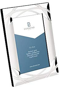 Zilverstad Fotorahmen Verona (13 x 18cm) – versilberter Rahmen mit matter Verzierung & Rückseite aus Samt, glänzend mit Chrom Optik