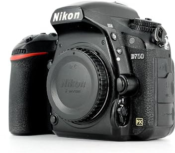 Nikon D750 + Nikkor 24/120 VR Fotocamera Reflex Digitale, 24.3 Megapixel, Lexar SD 16 GB, Nero [Nital card: 4 anni di garanzia]