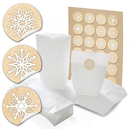 Logbuch-Verlag 24 weiße Weihnachtsverpackung Papierbeutel 14 x 22 x 5,6 cm + 24 Aufkleber Schneeflocken Geschenkbeutel für Kleinigeiten zum Verpacken