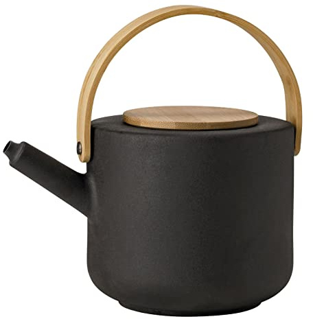 Stelton Teekanne Theo - Rustikale Steingut-Kanne, Deckel & Griff aus Bambus - Modernes skandinavisches Design, Gusseisen-Finish - Stilvolles Tee-Accessoire - 22x16 cm, 1,25 Liter, Schwarz & Braun