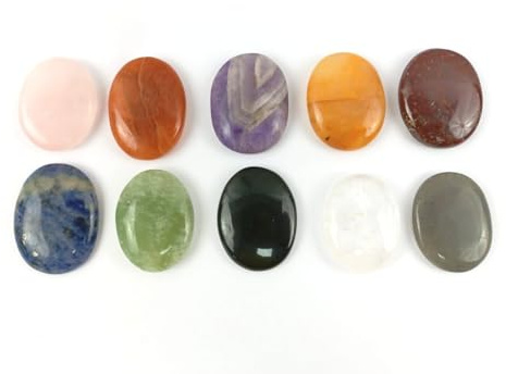 Jet International Fantástico 10 Chakra Gemstone Oval Stone Set Palm Worry Stone Thumb Stone Terapia de cristal Geometría Platónico Sólido Aire sagrado Agua Tierra Fuego Hexágono Tetraedro Hexaedro I