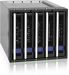 ICY DOCK 5-Bay SATA/SAS Hot Swap Wechselrhamen-Gehäuse für 2,5 oder 3,5 HDDs/SSDs - FatCage MB155SP-B