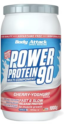 Body Attack POWER PROTEIN 90 -Cherry - 1kg Dose - Mehrkomponenten Protein Pulver, Made in Germany - Mit BCAA, Vitaminen & L-Carnitin - Protein Shake extra cremiger Geschmack, gute Löslichkeit