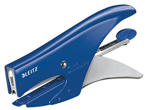 Leitz WOW, Cucitrice a pinza capacità fino a 15 fogli, Cucitrice in metallo ergonomica, Caricamento posteriore, Compatibile con punti P1 n.8, Fucsia metallizzato, 55472023