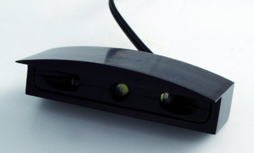 ShinYo LED-Nummernschildbeleuchtung Micro Alu schwarz | Kennzeichenbeleuchtung mit schwarzem Aluminiumgehäuse, LED-Technologie, 32 mm Lochabstand am Gehäuse, kompakt mit Schirm.