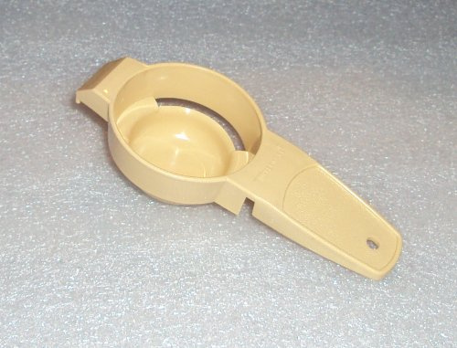 Original Tupperware Brand Egg Separator Harvest Wheat Color