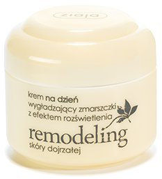 Ziaja Remodeling Crema de día antiarrugas con fórmula de colágeno 60+ para pieles maduras. Crema de día remodeladora de la piel madura 60+ 50 ml