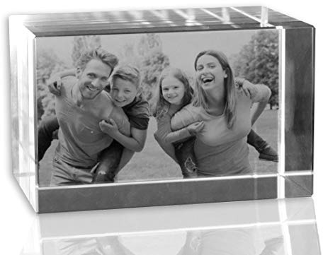 VIP-LASER 2D Gravur Glas Kristall Quader im Querformat mit Deinem Familienfoto. Dein Wunschfoto für die Ewigkeit Mitten in Glas! Groesse L = 60x40x40mm