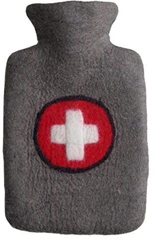 Hugo Frosch Wärmflasche Klassik 1,8 l mit Merino-Filzbezug Kreuz | Große Bettflasche Made in Germany, auslaufsicher & langlebig, Überzug aus 100 % Merinowolle, abnehmbar & handwaschbar