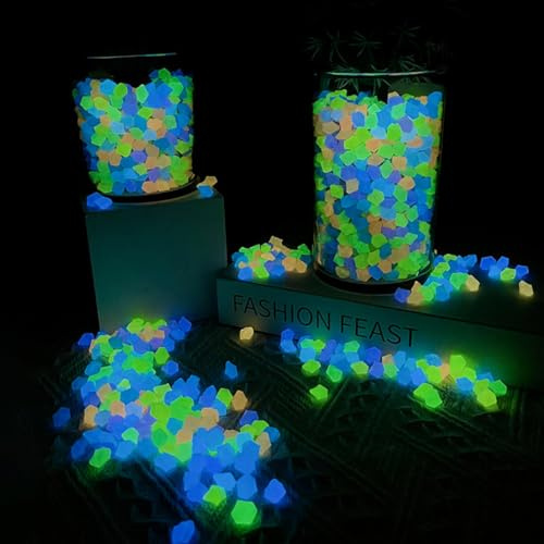 KARLOR Bunt Steine Leuchtend, 200 Stück 1cm Kleine Rautensteine bunt fluoreszierend Stein Basteln Leuchtsand Nachtleuchtend Steine Pebble Steine für Aquarium Gartenarbeit Dekorsteine Aquascape