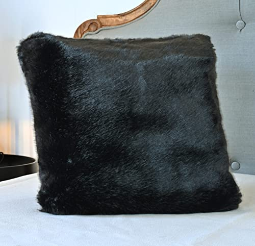 Wohnen & Accessoires Fellkissen Zobel schwarz 45x45cm