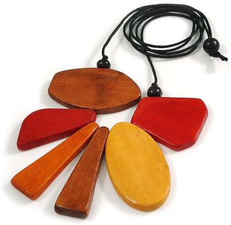 Avalaya, collana in legno ecologica con colori rosso, marrone, arancione e giallo e cordoncino di cotone nero regolabile - forma geometrica, lunghezza massima 100 cm