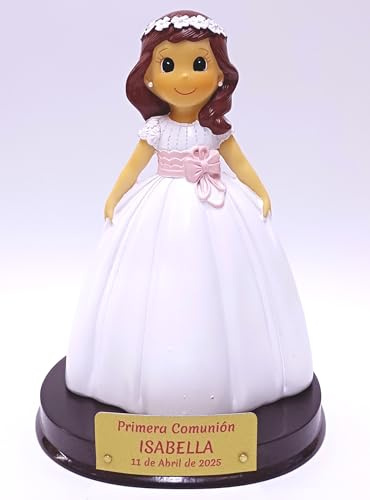 FIGURA NIÑA PARA PASTEL (TARTA) DE COMUNIÓN SUJETANDO VESTIDO LAZO ROSA. MEDIDA 15 CM. Pesonalizada