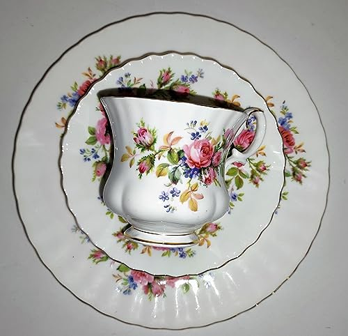 Sammeltasse/Royal Albert / Moos Rose / 1 Tasse - 1 Untertasse - 1 Kuchenteller/Original/Bone China/klein