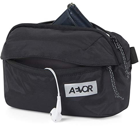 AEVOR Hip Bag Ease, Bauchtasche, 100% Recyceltes Polyester, 1500mm Wassersäule, Reißverschluss, 24-109cm Riemen, 22x5x14cm, Handwäsche, 90g (Ripstop Black, Einheitsgröße)
