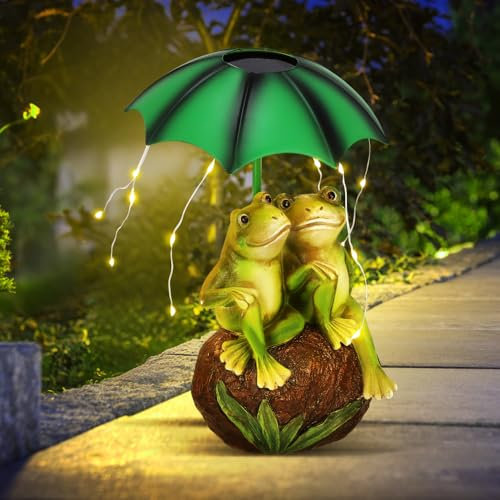 Garden Solar Frog Statues Decor, Solar Lights Outdoor Ornament, Couple Frogs Holding Umbrella with LED Light, Waterproof Resin Animal for Patio Balcony Yard, Garden Gifts for Women Men (Style 1)