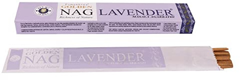 Golden Nag Verschiedene Düfte Original aus Indien Handgerollt Meditation Entspannung Aromatisch GRATIS Räucherstäbchen Halter (Lavendel, 12)