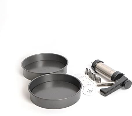 3pc Baking Set, Includes 1x Non-Stick Loose Base 20cm Square Sandwich Pan, 1x Non-Stick 20cm Round Sandwich Pan, 1x MasterClass Biscuit/Icing Set with 8 Nozzles and 13 Cutters