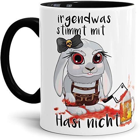 Tassendruck Hasi-Tasse Tracht - Oktoberfest/Witzig/Hasi/Schön/Lustig/Geschenk - Irgendwas stimmt mit Hasi Nicht - Innen & Henkel Schwarz