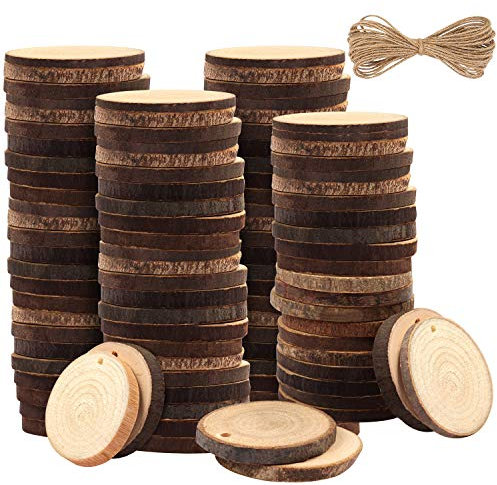 Kurtzy Runde Holzscheiben Unbehandelt (100 Stk) – 3-5cm Naturholz Baumstamm Scheiben 5mm Dick - Mit Loch Bohrung & 20m Schnur - Rustikale Holzplatten Klein Natur mit Rinde Glatt für Deko, Basteln
