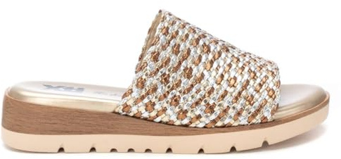 XTI - Sandalia Mujer Oro - Calzado Cómodo y Versátil - Moda casual - Modelo 14388101 (Talla 40)